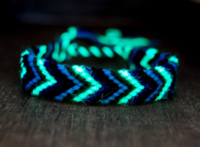 Friendship Bracelet Fluorescent Handwoven, uv active