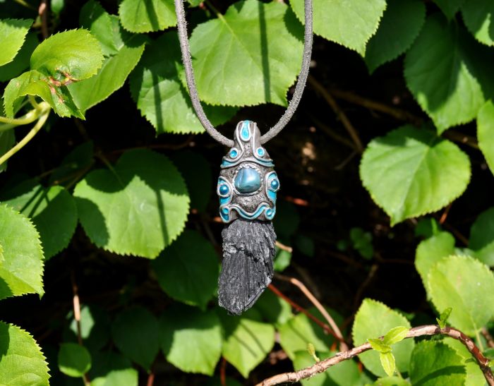 Raw Black Kyanite with blue Agate Necklace,  Unisex